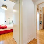 Gabi Spacious Design Apartment